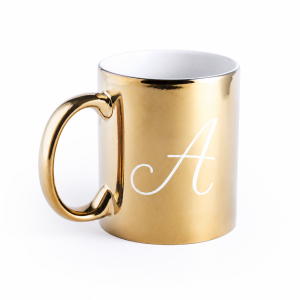 Taza metalizada con inicial